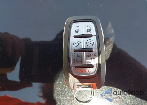 2017 Chrysler Pacifica Limited z USA, uszkodzony, nr VIN 2C4RC1GG9HR633217